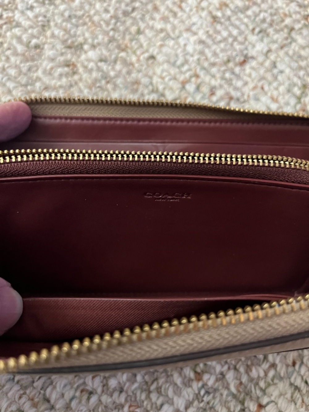 Coach Pebbled Leather Zip Wallet in Taupe with Gold Hardware - Picture 5 of 10